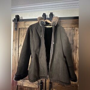 Cozy Brown Teddy Jacket with Fur Trim